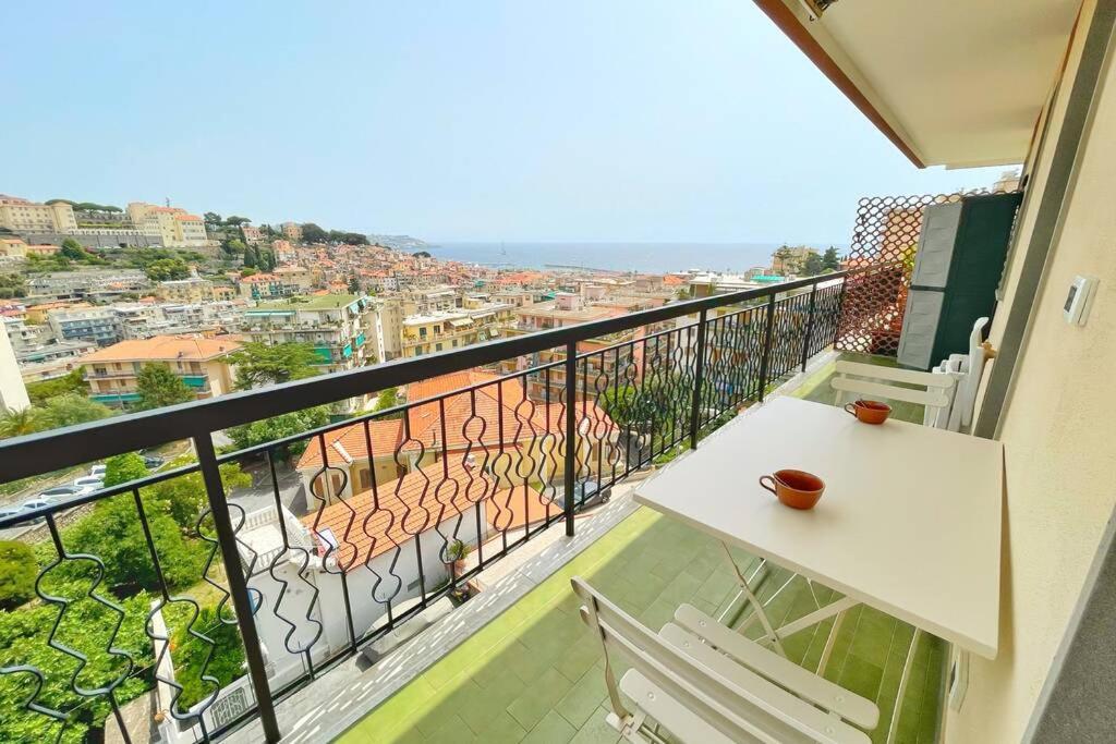 Suite Deamicis - Vista Mare E Relax Sanremo Exterior foto
